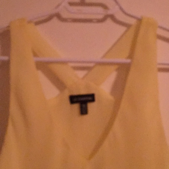 Yellow top - Picture 2 of 7
